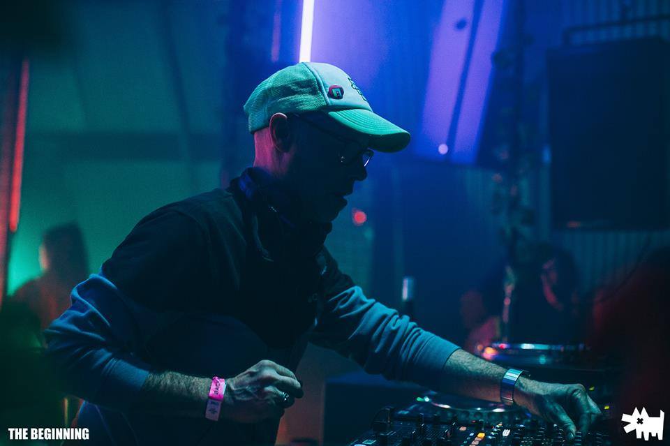 DJ Cellie playing at Thuishaven Amsterdam 2018 - DJ Cellie: “Geweldige tijd in ‘boerenschuur’”